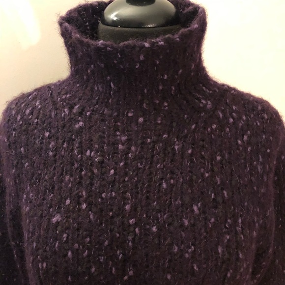 Sweater - Picture 2 of 5